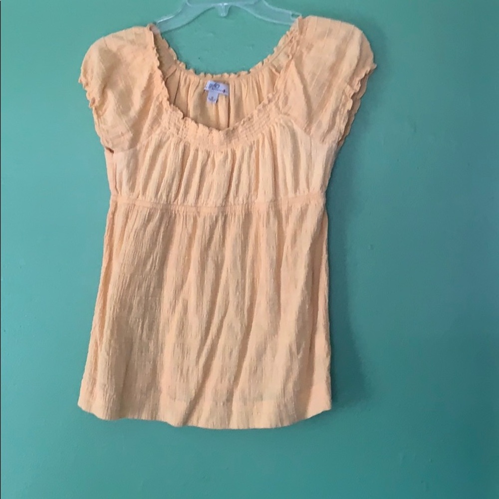 Yellow t-shirt